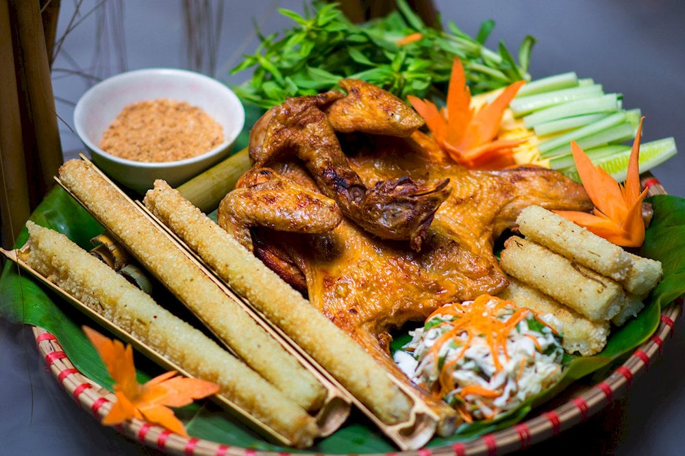 Grilled chicken with bamboo rice is one of the must-try specialties